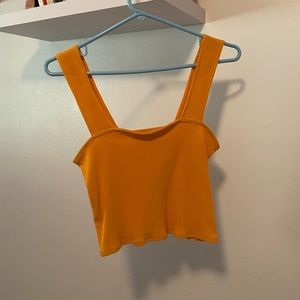 Cropped Tank top urban outfitters yellow size L